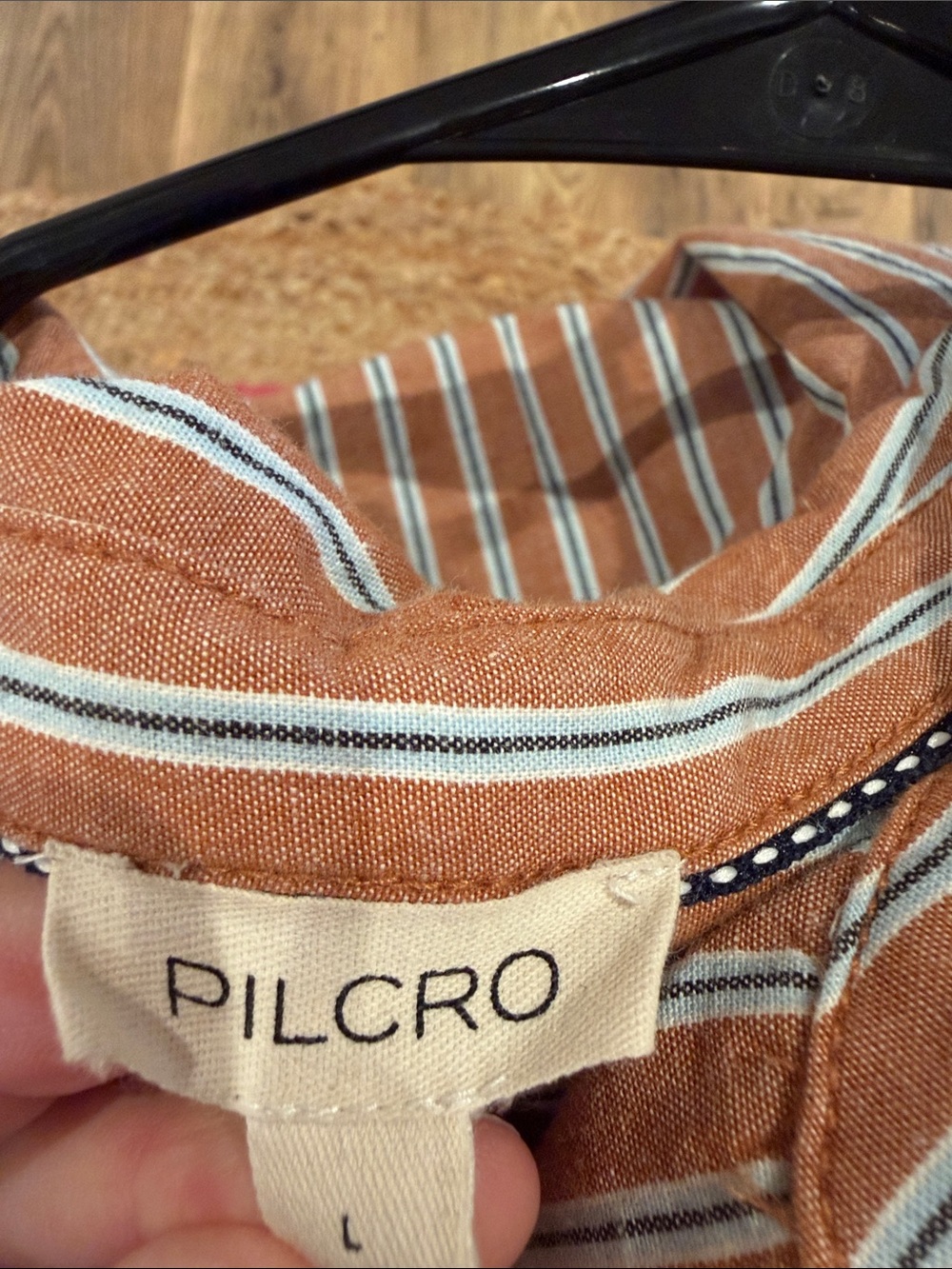 Pilcro blouse from anthro - Picture 6 of 6